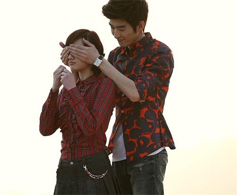 能让女生主动找你聊天的展示面怎么建设？